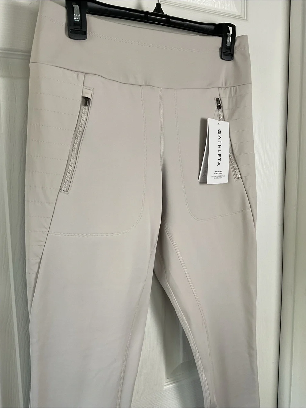 NWT Athleta Peak Hybrid Fleece Tight Leggings Size M Beige